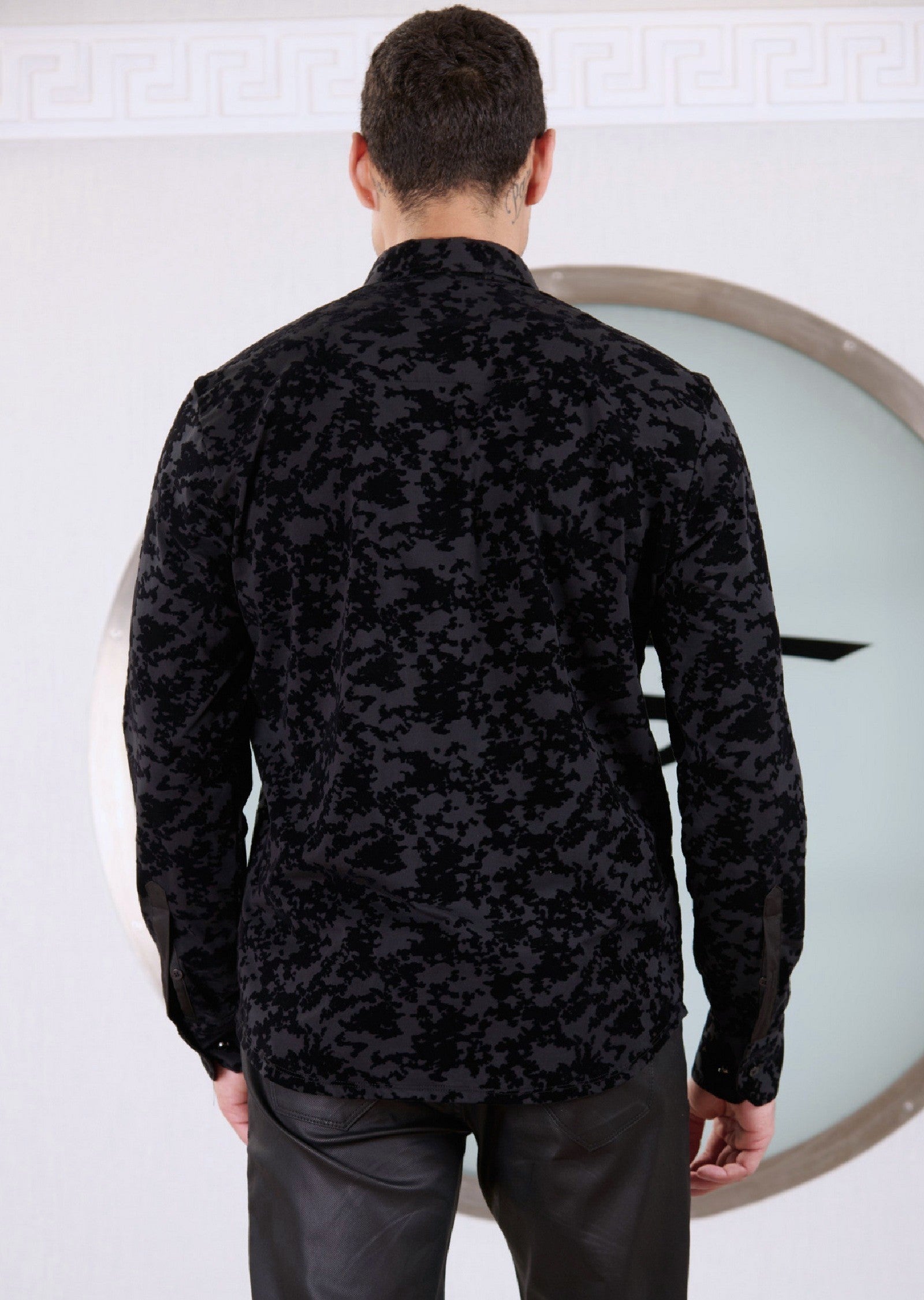 Black Root Flocked Knit Shirt